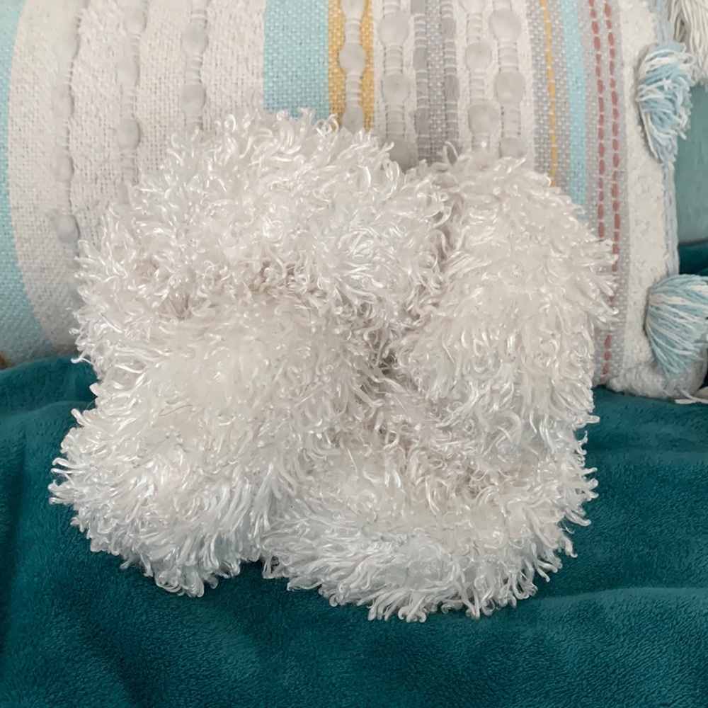 Nautical knot pillow